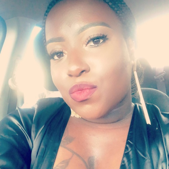 Meet your Posher, Barbara - Picture 1 of 1